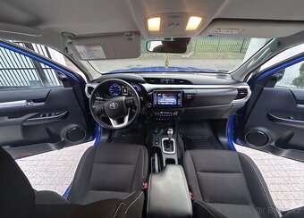 Toyota Hilux - 10
