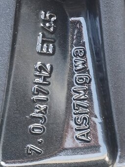 Pěkná nová letní orig alu Škoda Karoq 215/55/17 - 10
