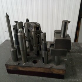 VYVRTÁVAČKA HORIZONTÁLNÍ TOS VARNSDORF typ WH 80 - 10