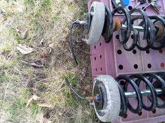 BMW 7 e65 e66 zadní náprava - tlumiče - 10