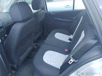 Škoda Fabia Combi 1 1.9tdi 74kw - 10