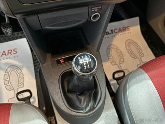 Volkswagen Caddy LIFE 1,4 i 59 kW BEZ KOROZE TAŽNÉ STK - 10