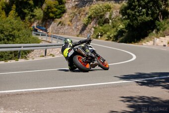 KTM DUKE 890R - 10