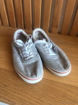 Boty vel. 36-39 (50-150,-) - 10