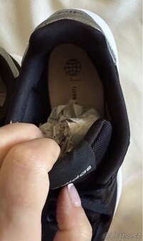 Dívčí botasky Adidas vel. 38 (stélka 23,5 cm) - 10