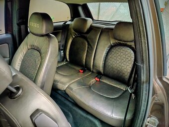 Lancia Ypsilon 1.4 70 KW Versus 1 z 500ks - 10