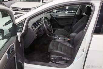 VW Golf VII 1.6 TDI 81kW DSG WEBASTO, r.v. 2016, pravidelný - 10