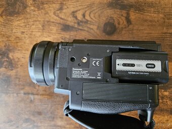 Panasonic HC-X2000 - 10