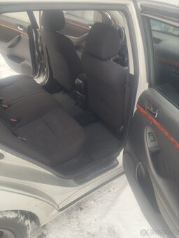 Toyota Avensis - 10
