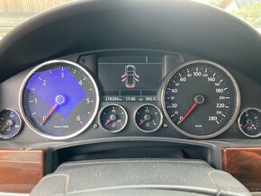 Volkswagen Touareg 3,0 TDi V6 165kW 4x4 - 10