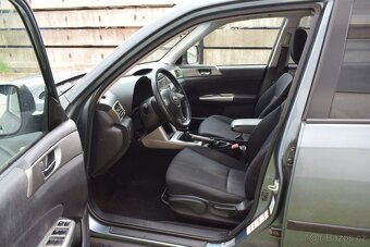 Subaru Forester 2.0D 4X4 AWD/TAŽNÉ/ČR/1MAJITEL - 10