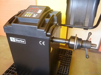 Zachovalý pneuservis 10"-24" vyvažovačka + zouvačka - 10