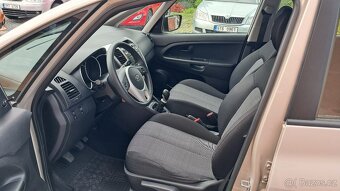 Kia Venga, 1.4i / najeto 92 000km ČR - 10