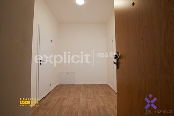 Prodej bytu 3+kk, 78 m2; terasa 143 m2 - Hostovlice - 10