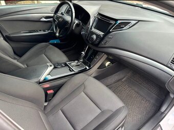 Hyundai I40 1.7 cw Bezklíčové zavírání, Xenon, Navigace, - 10