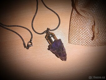 Svítící ametyst - 10