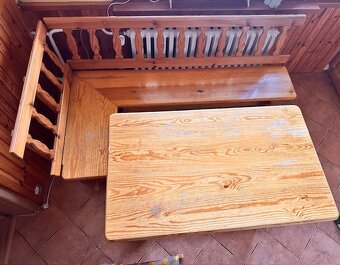 MASIVNÍ STŮL A LAVICE - 10