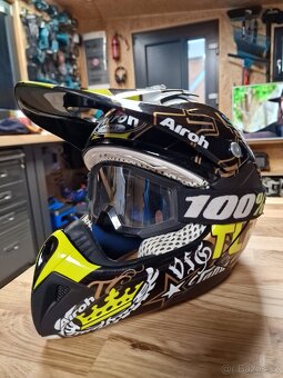 Dětská MX helma Airoh + brýle a rukavice jako dárek - 10