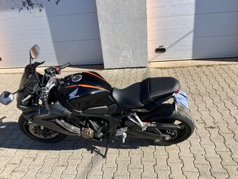 HONDA CBR 650R 2022 - 10