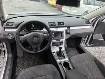 Volkswagen Passat 2.0 TDI 103KW - 10