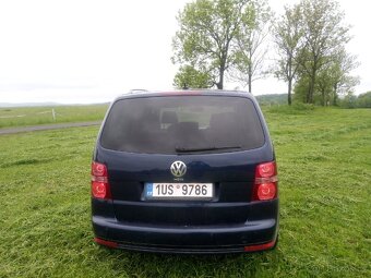 VW Touran 2,0tdi 125kw r line 212tkm najeto - 10