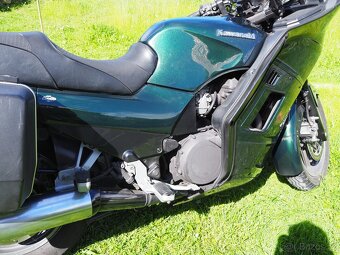 Kawasaki GTR 1000 - 10