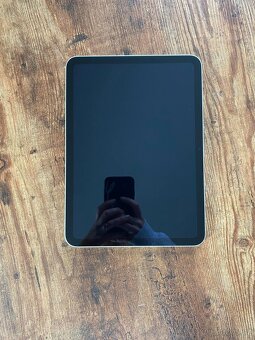 Apple iPad 10.9"; 10 gen.; WiFi 64GB - Silver - Výborný sta - 10