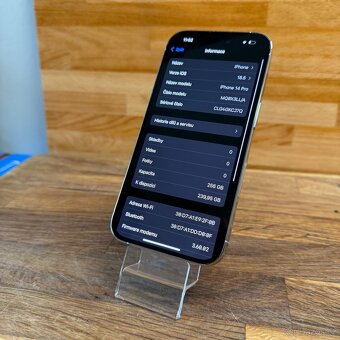 iPhone 14 Pro 256GB, silver, eSIM (12 měsíců záruka) - 10