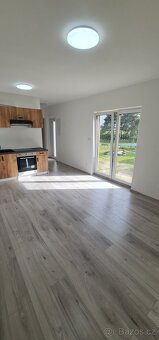 Mobilní dům 13x4m 3kk - 10