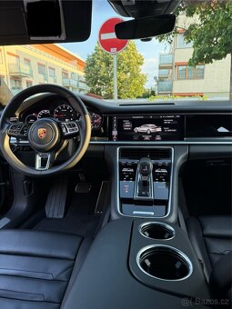 Porsche Panamera Turbo - 10