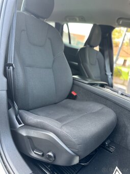 Volvo V60 II B4 145kw MHEV 2022 Momentum Pro - 10