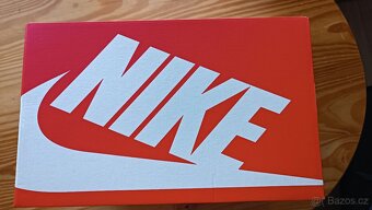 Boty NIKE - 10