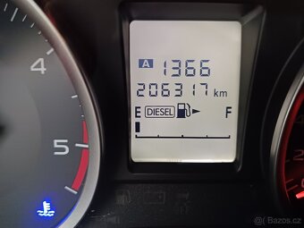 Subaru XV 2.0D, 4x4, 147PS, ALU, r.v.2013 - 10