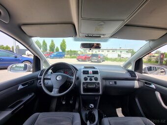 VW Touran 1.9 TDI, 77kw, nová STK,model 2009. - 10