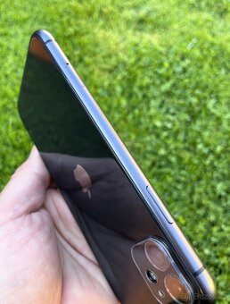 📱 iPhone 11 Black 64GB – TOP, nová baterie, krasavec 🖤 - 10