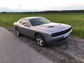 Dodge Challenger 3.6 VVT SXT 224Kw - 10