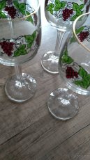 Skleničky na víno a likér - 10