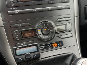 Toyota Auris 1.6 benzín 91 kW - 10