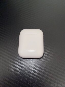 iPhone 13, Apple Watch 4, AirPods Series 2 - 10