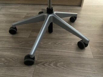 Profesionální kancelářské křeslo Steelcase Please - 10