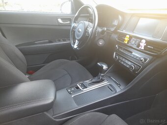 Kia Optima - 10