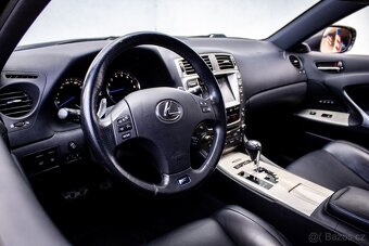 Lexus IS-F 5.0 V8 RWD AT8 - 10