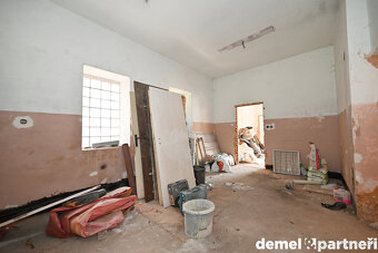 PRODEJ INVESTIČNÍHO DOMU  VELKÁ ROUDKA - 10