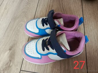 Dívčí botičky - 10