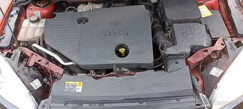 Ford Focus 1.8 TDCi GHIA NOVÁ STK - 10