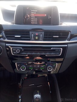 BMW X1 2,0 D XDRIVE, 1.MAJITELKA,SERVISKA - 10