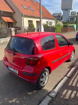 Toyota Yaris 3dveřová 2004 - 10