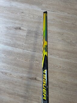 Hokejka Bauer PROTO R GOLD pravá, P28 i P92, flex 77 a 87 - 10