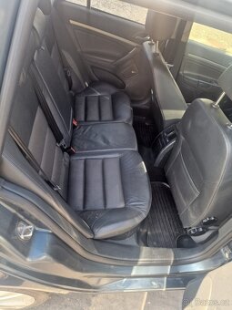 Octavii, 2.0TDi, 103kw, první reg. 6/2008, stav tach. 240 - 10