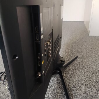 prodám Smart TV SAMSUNG model: UE32F5500aw 32" - 10